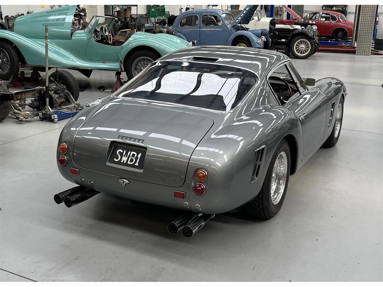 Ferrari-250-1961-GRIGIO-ARGENTO-GREY-BLACK-16