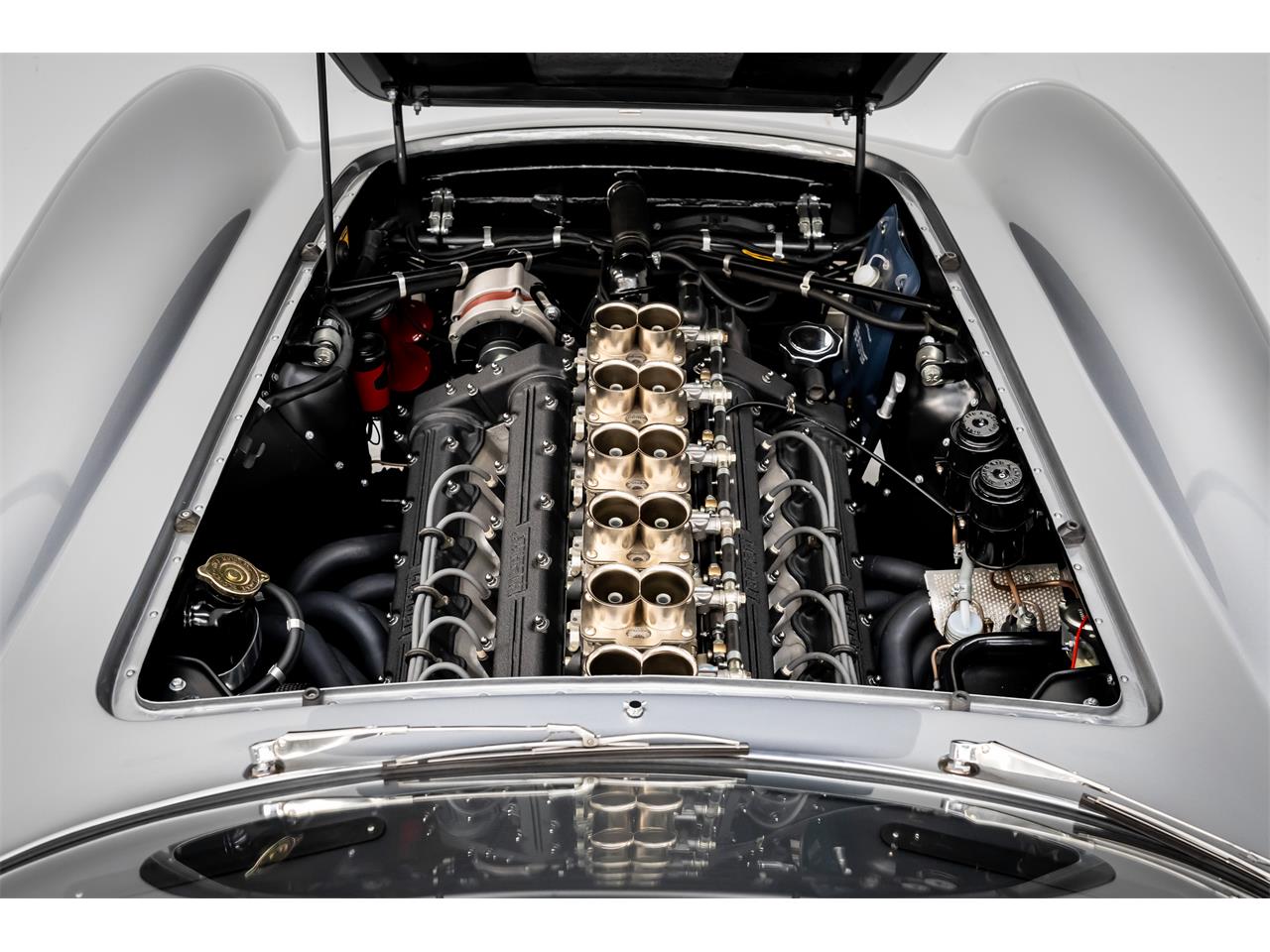 Ferrari-250-1961-GRIGIO-ARGENTO-GREY-BLACK-22