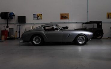 Ferrari-250-1961-GRIGIO-ARGENTO-GREY-BLACK-9