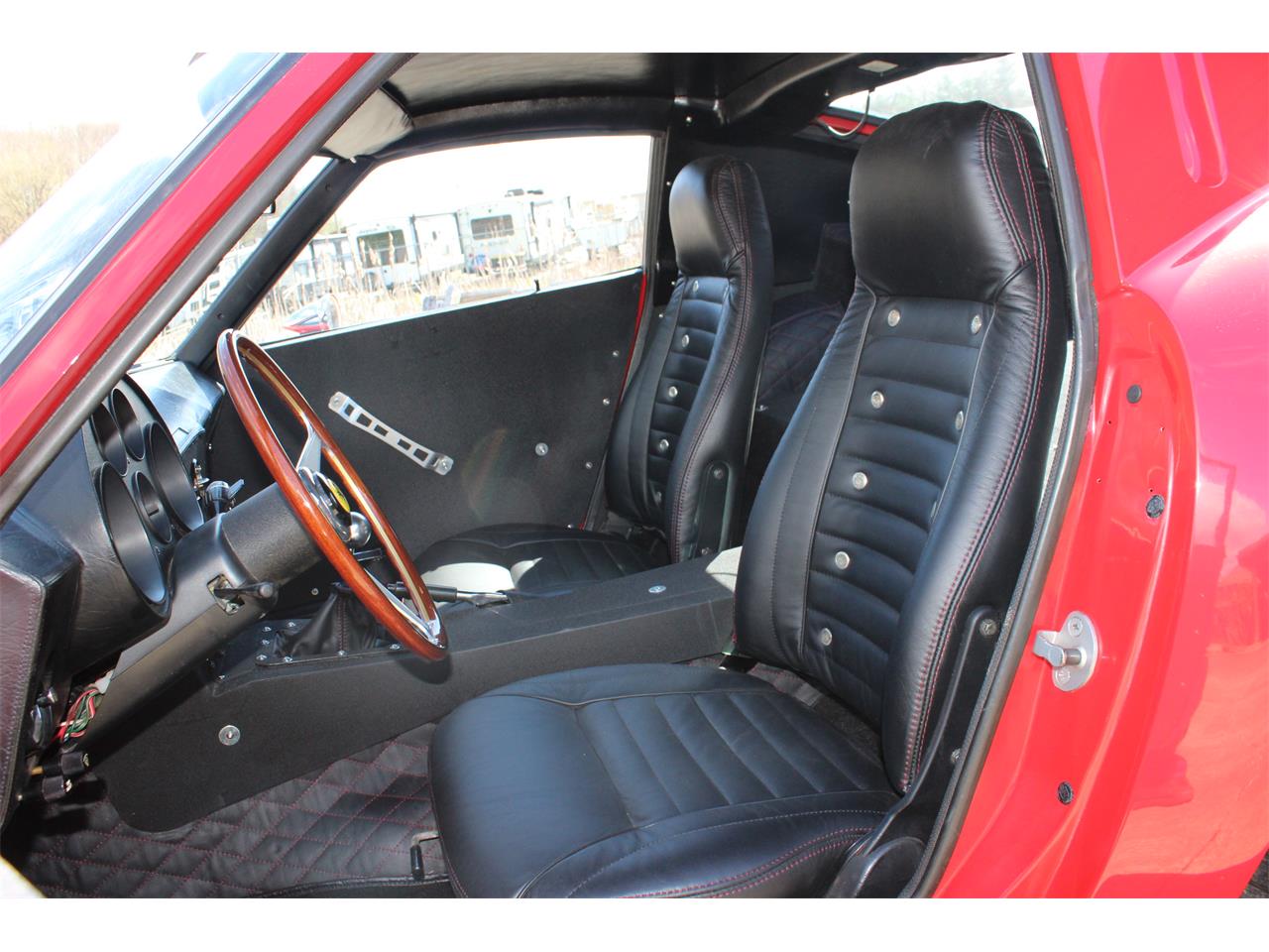 Ferrari-250-1962-Red-Black-12