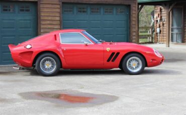 Ferrari-250-1962-Red-Black-8
