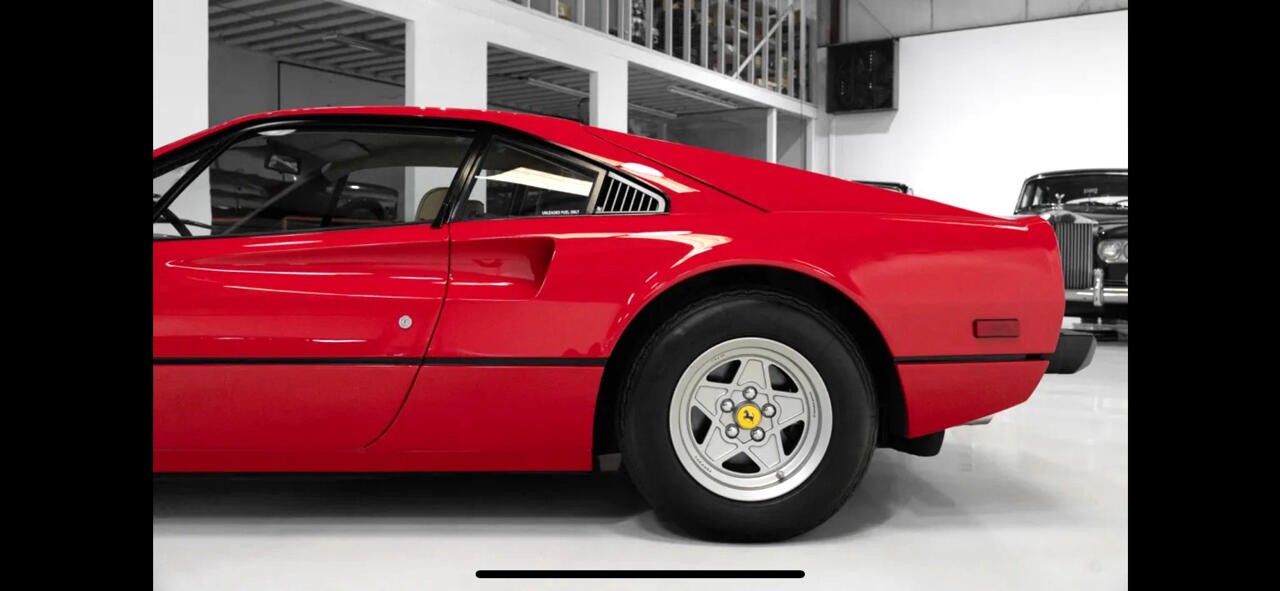 Ferrari-308-1976-Ambulance-37