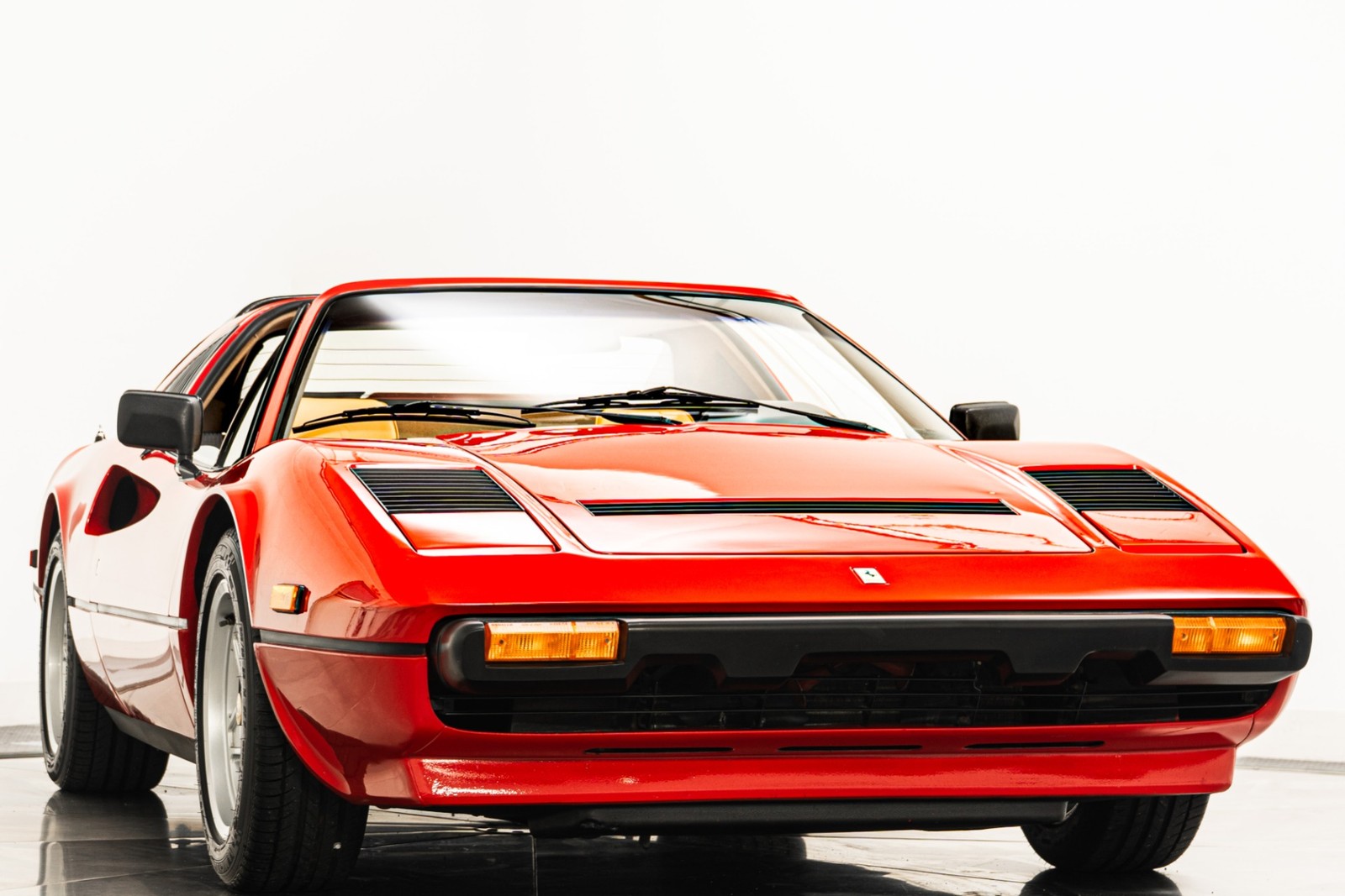 Ferrari-308-1985-2D-Coupe-1