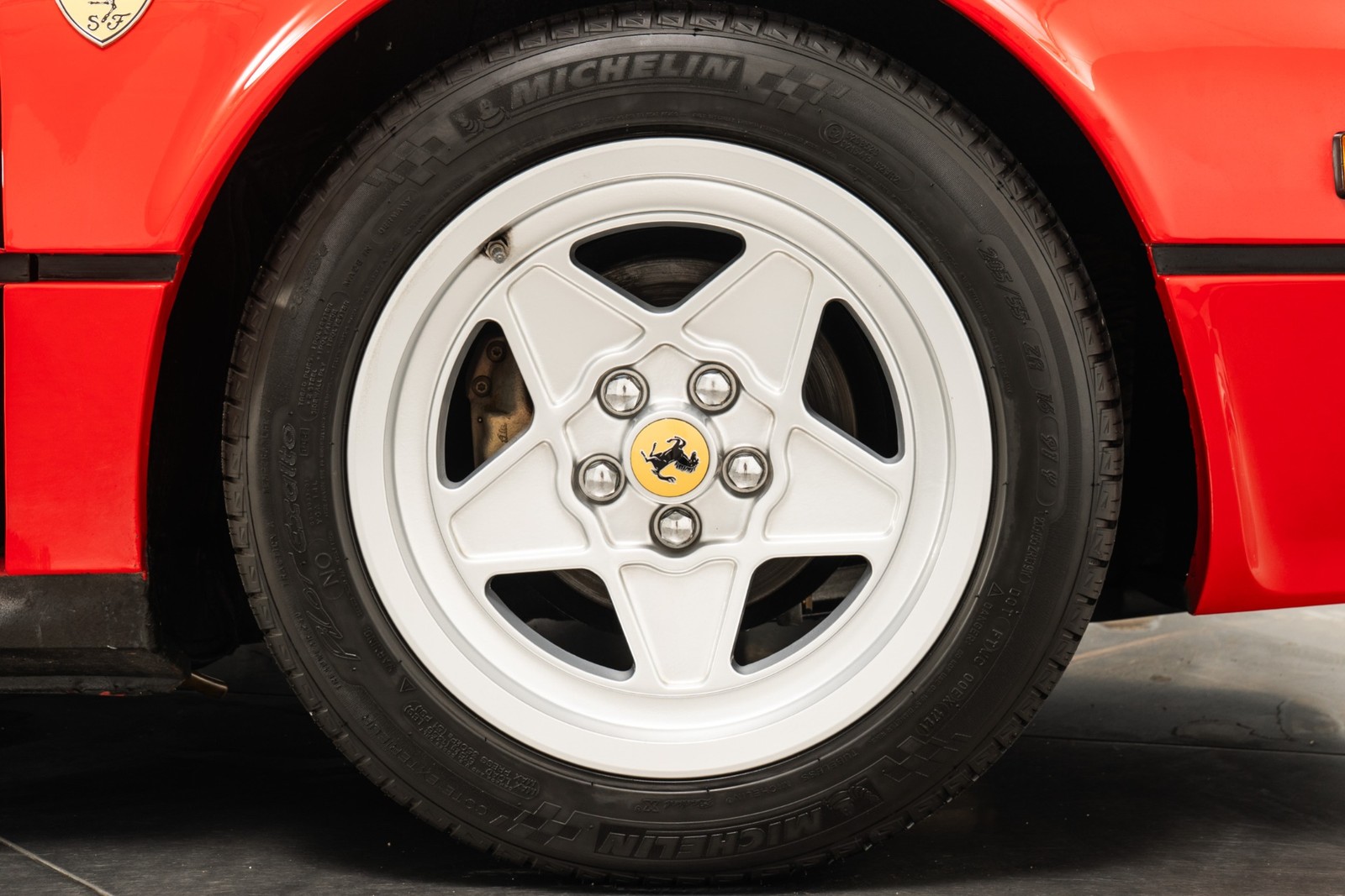 Ferrari-308-1985-2D-Coupe-37
