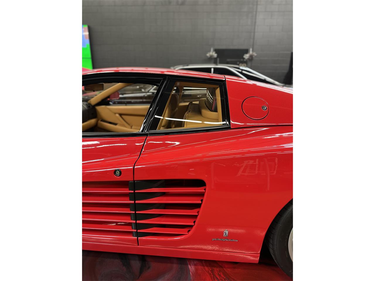 Ferrari-512-tr-1993-red-beige-4