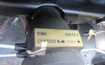 Ferrari-Dino-308-GT4-1975-Coupe-11