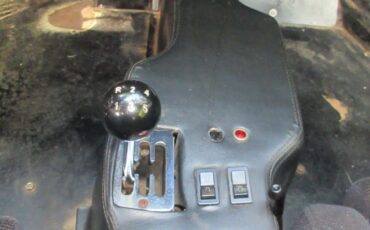 Ferrari-Dino-308-GT4-1975-Coupe-15