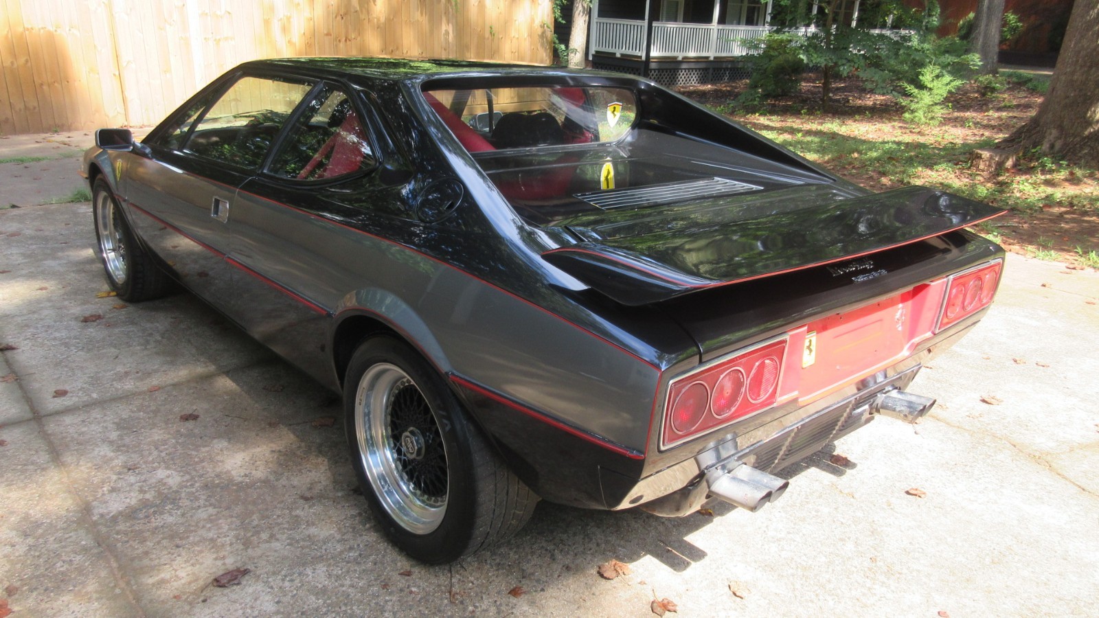 Ferrari-Dino-308-GT4-1975-Coupe-3
