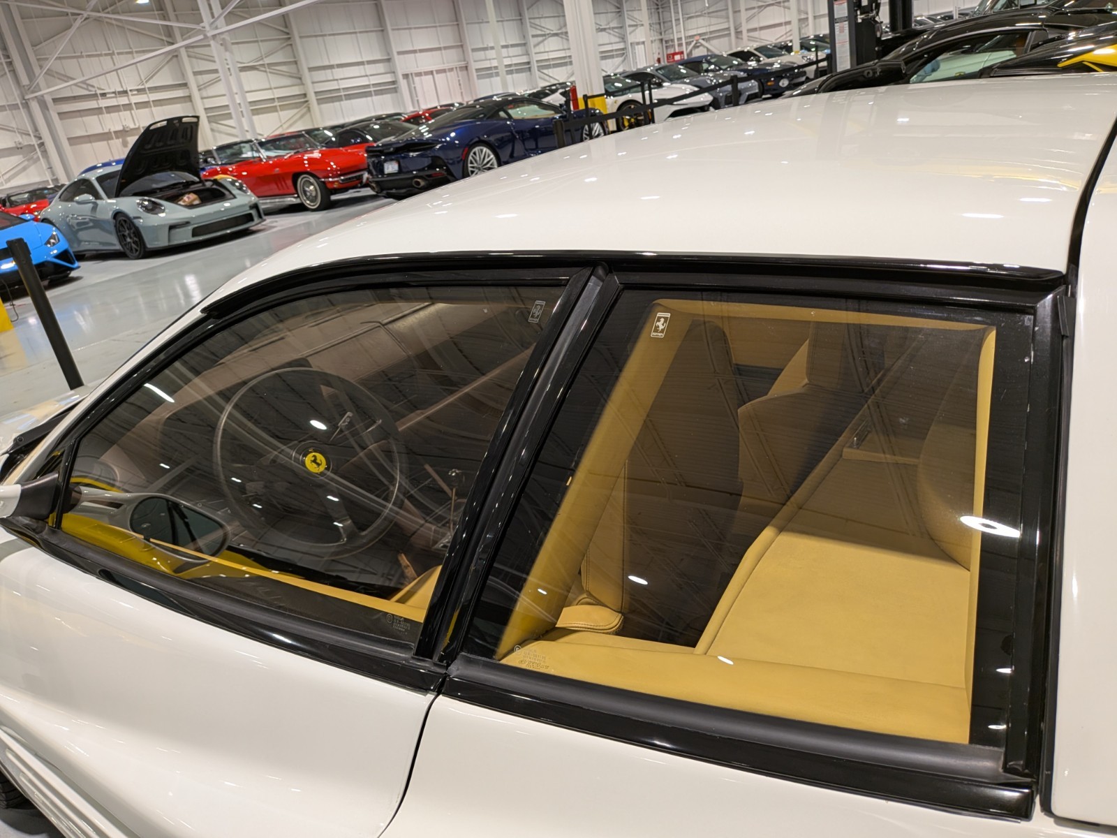 Ferrari-Testarossa-1988-Coupe-31