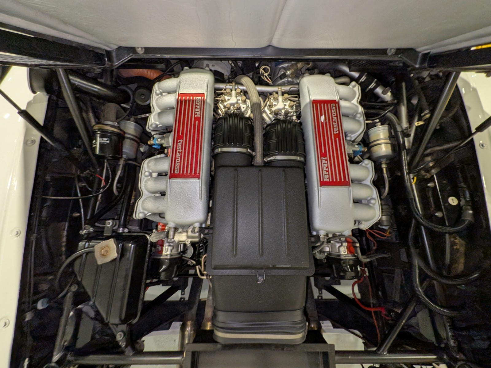 Ferrari-Testarossa-1988-Coupe-7