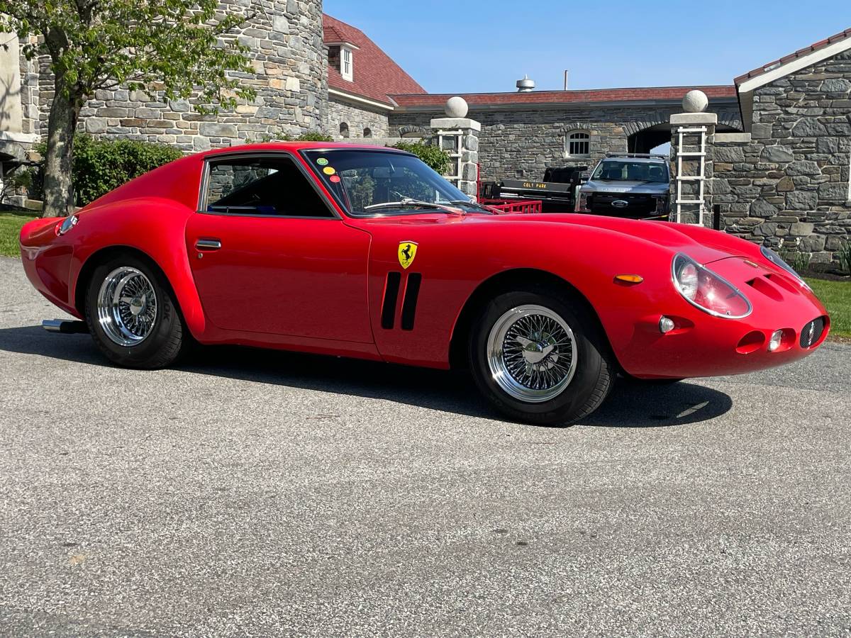 Ferrari-gto-tribute-1962-red-11