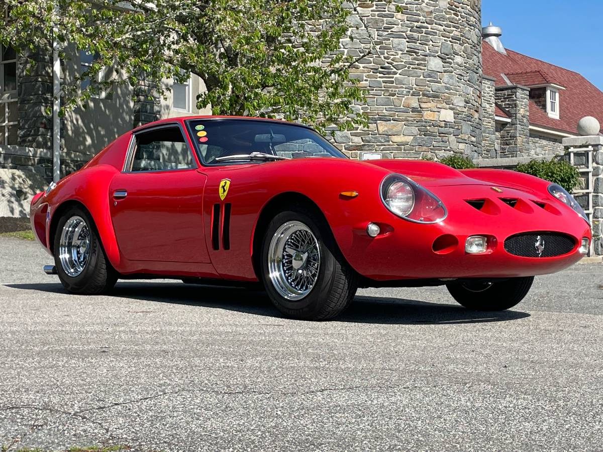 Ferrari-gto-tribute-1962-red-4
