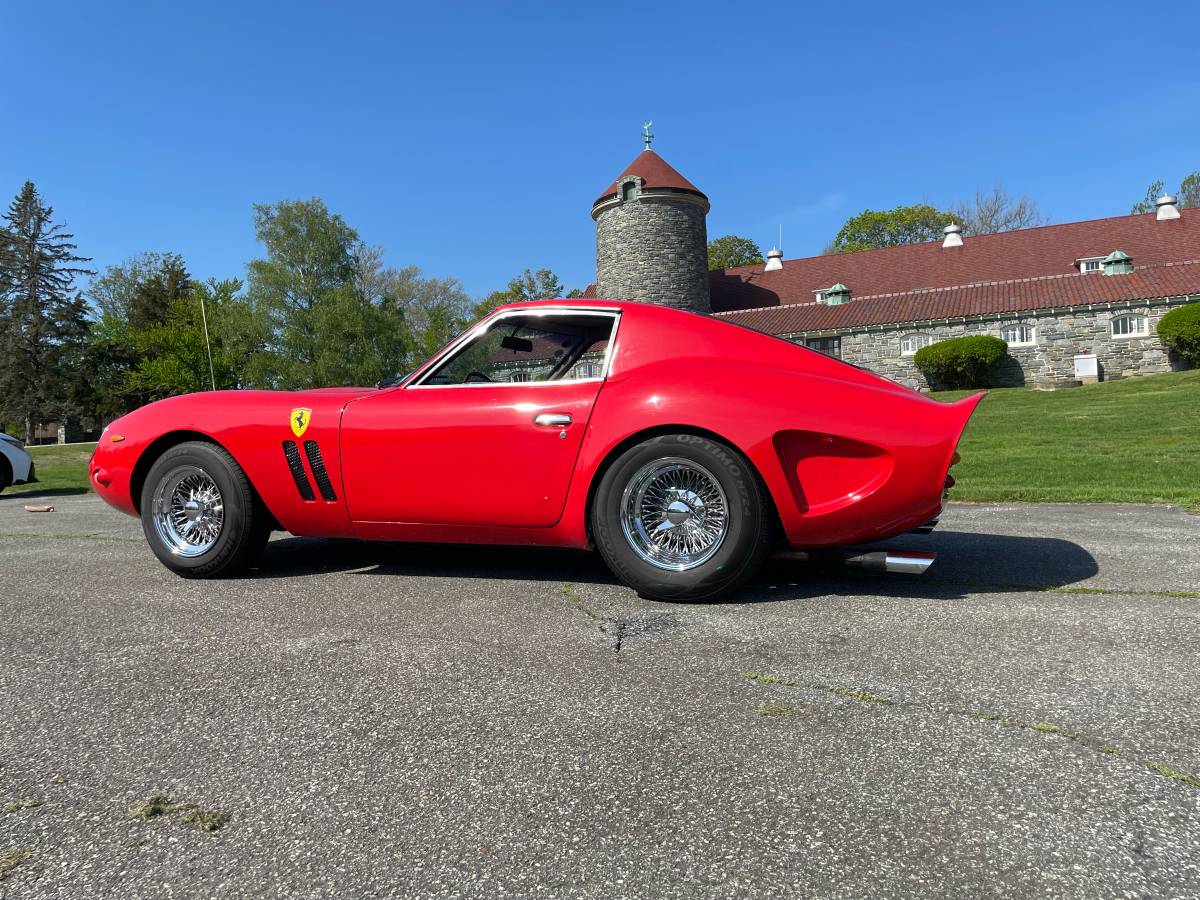 Ferrari-gto-tribute-1962-red-5