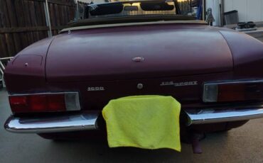 Fiat-124-1972-4
