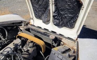 Fiat-124-spider-1973-12