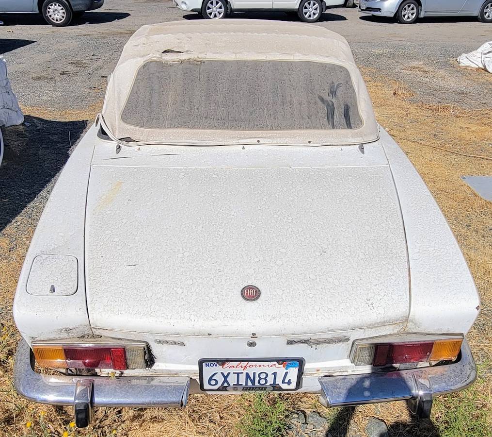 Fiat-124-spider-1973-21