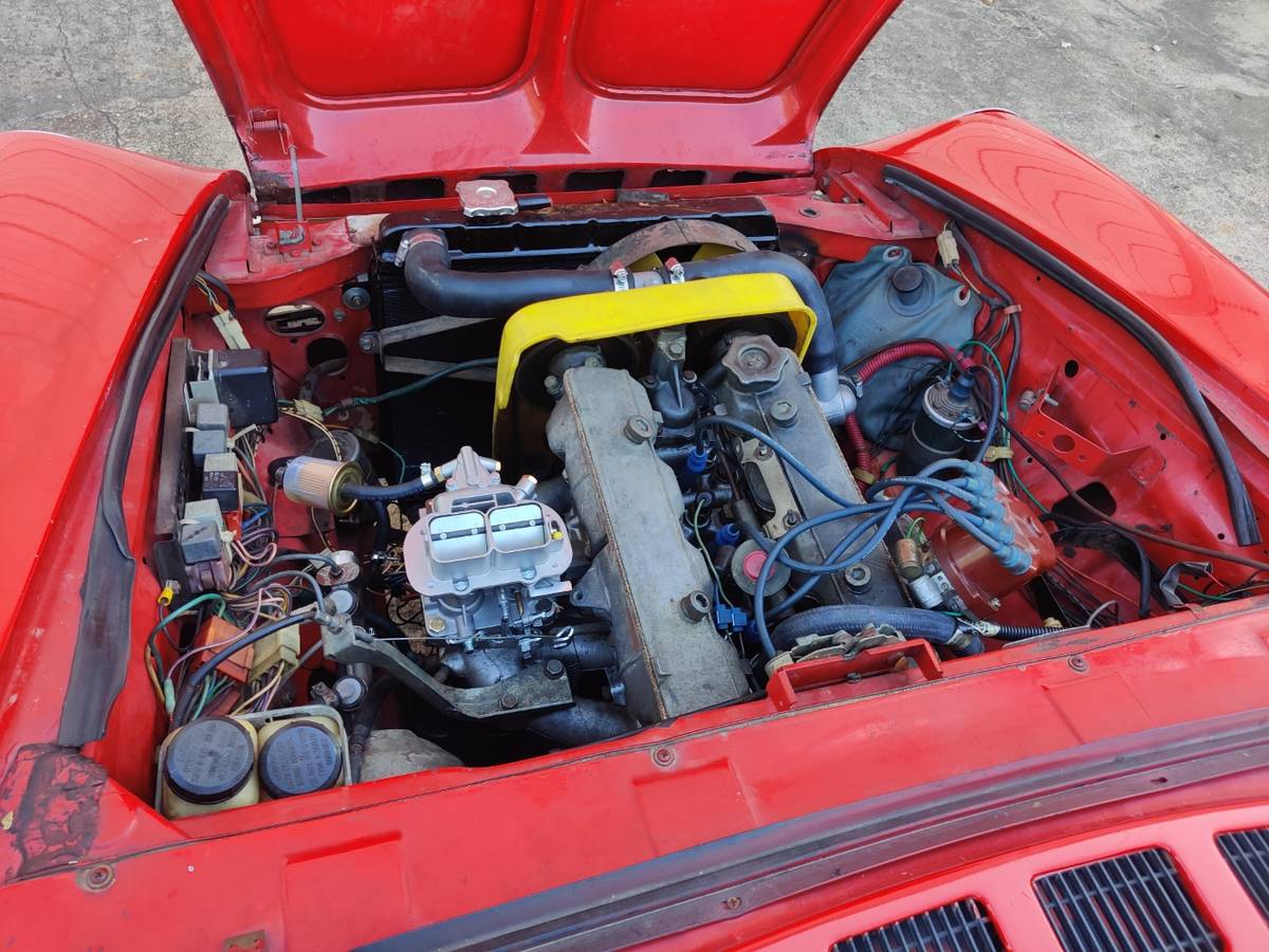 Fiat-124-spider-1976-12