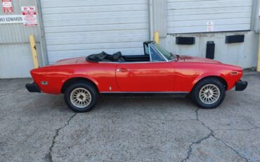 Fiat-124-spider-1976-2