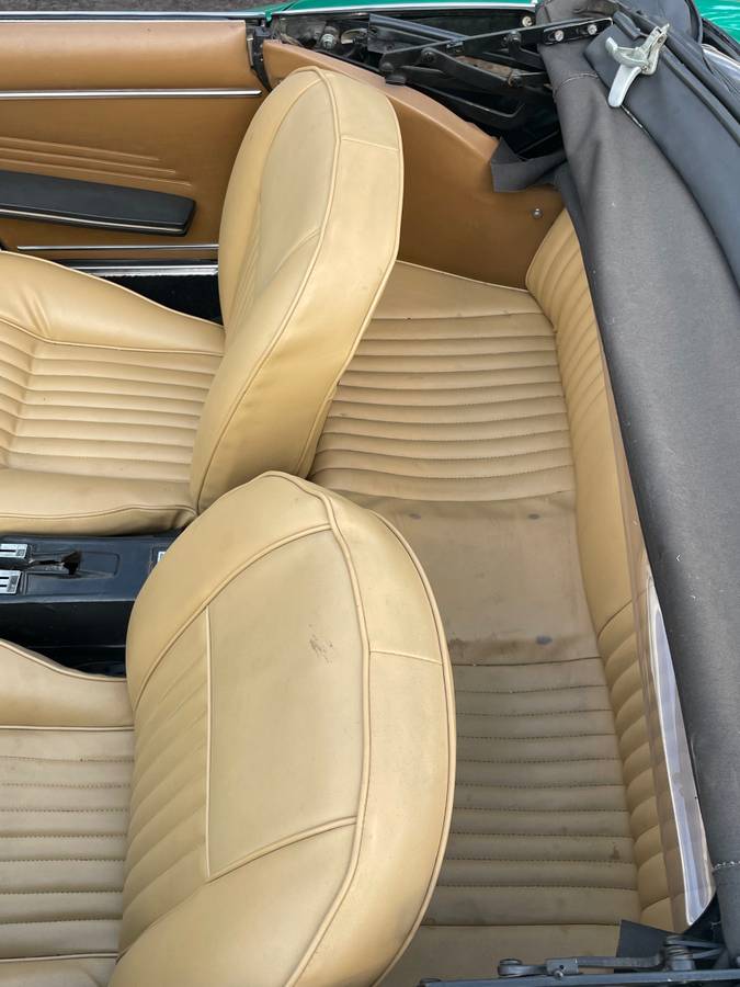 Fiat-124-spider-1977-green-13