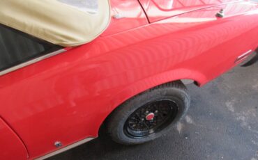 Fiat-124-sports-spiter-1980-red-10