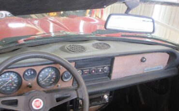 Fiat-124-sports-spiter-1980-red-16