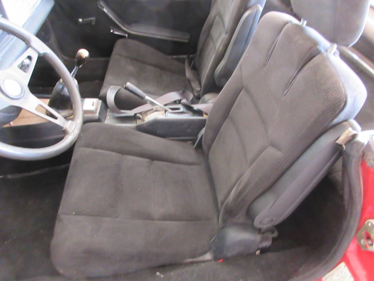 Fiat-124-sports-spiter-1980-red-20