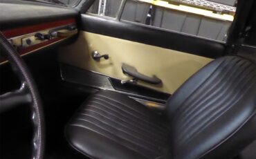 Fiat-1500-1967-RED-BLACK-10