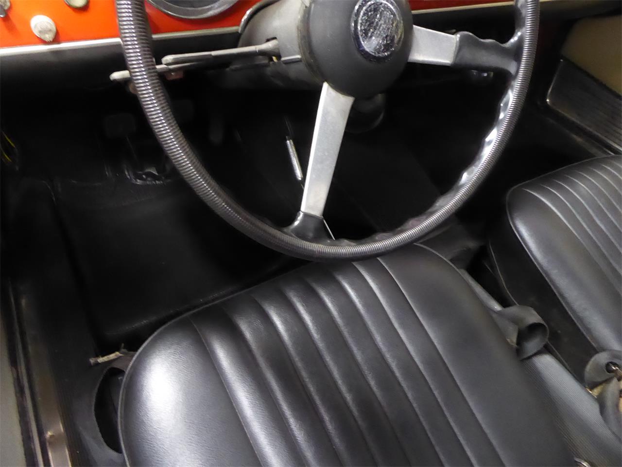 Fiat-1500-1967-RED-BLACK-9
