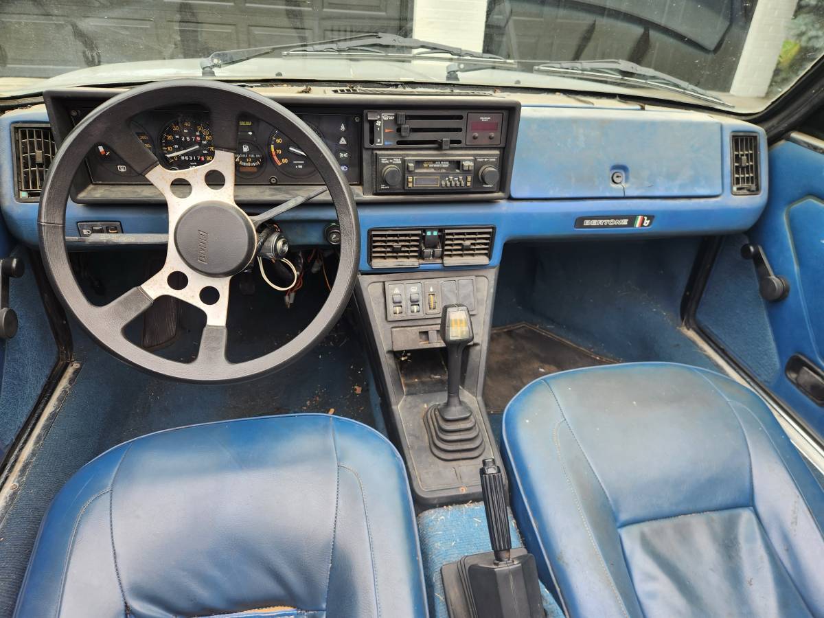 Fiat-1981-grey-8