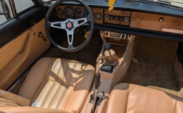 Fiat-2000-spider-1980-8