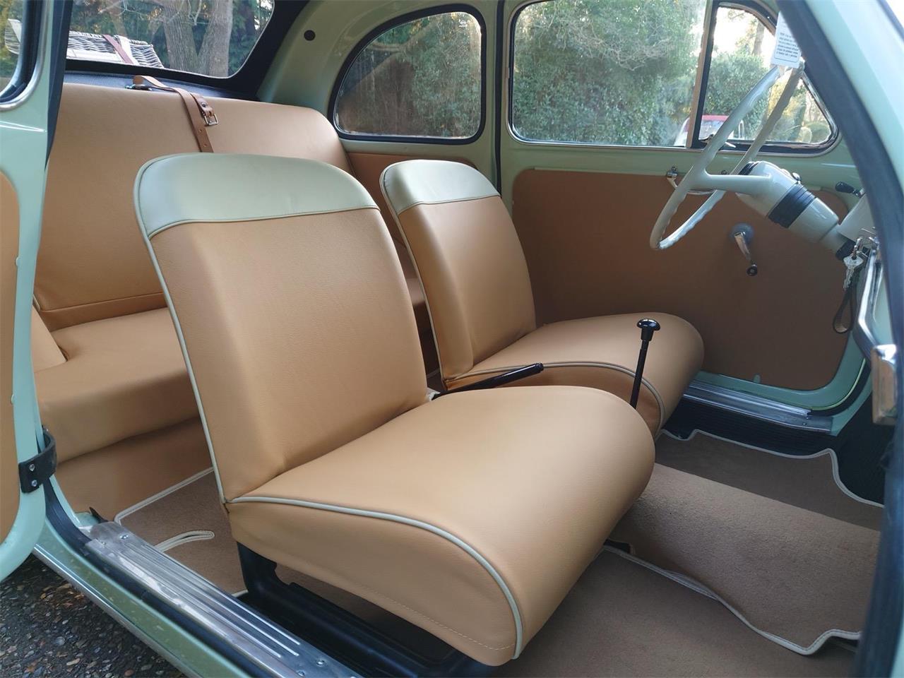 Fiat-500d-1962-Mint-Green-Tan-25