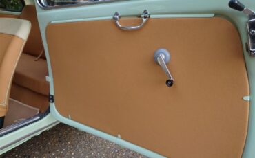 Fiat-500d-1962-Mint-Green-Tan-26