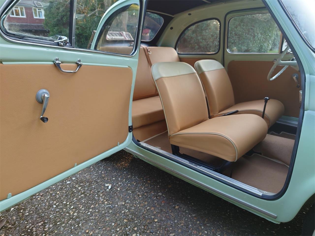 Fiat-500d-1962-Mint-Green-Tan-29