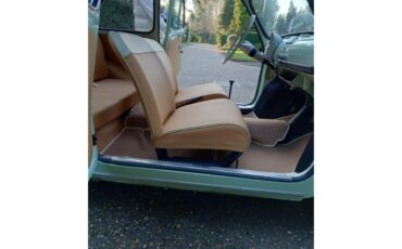 Fiat-500d-1962-Mint-Green-Tan-30