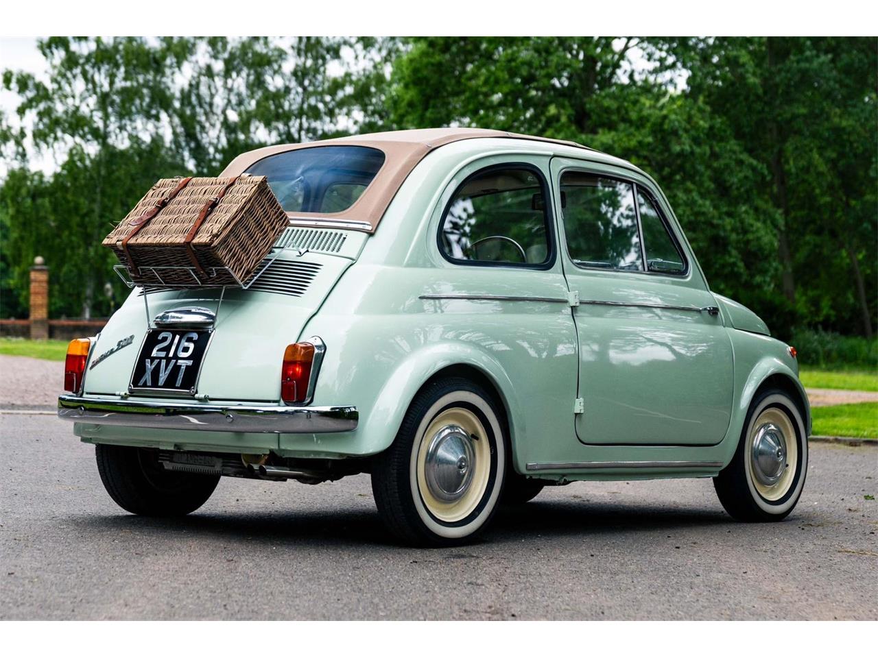 Fiat-500d-1962-Mint-Green-Tan