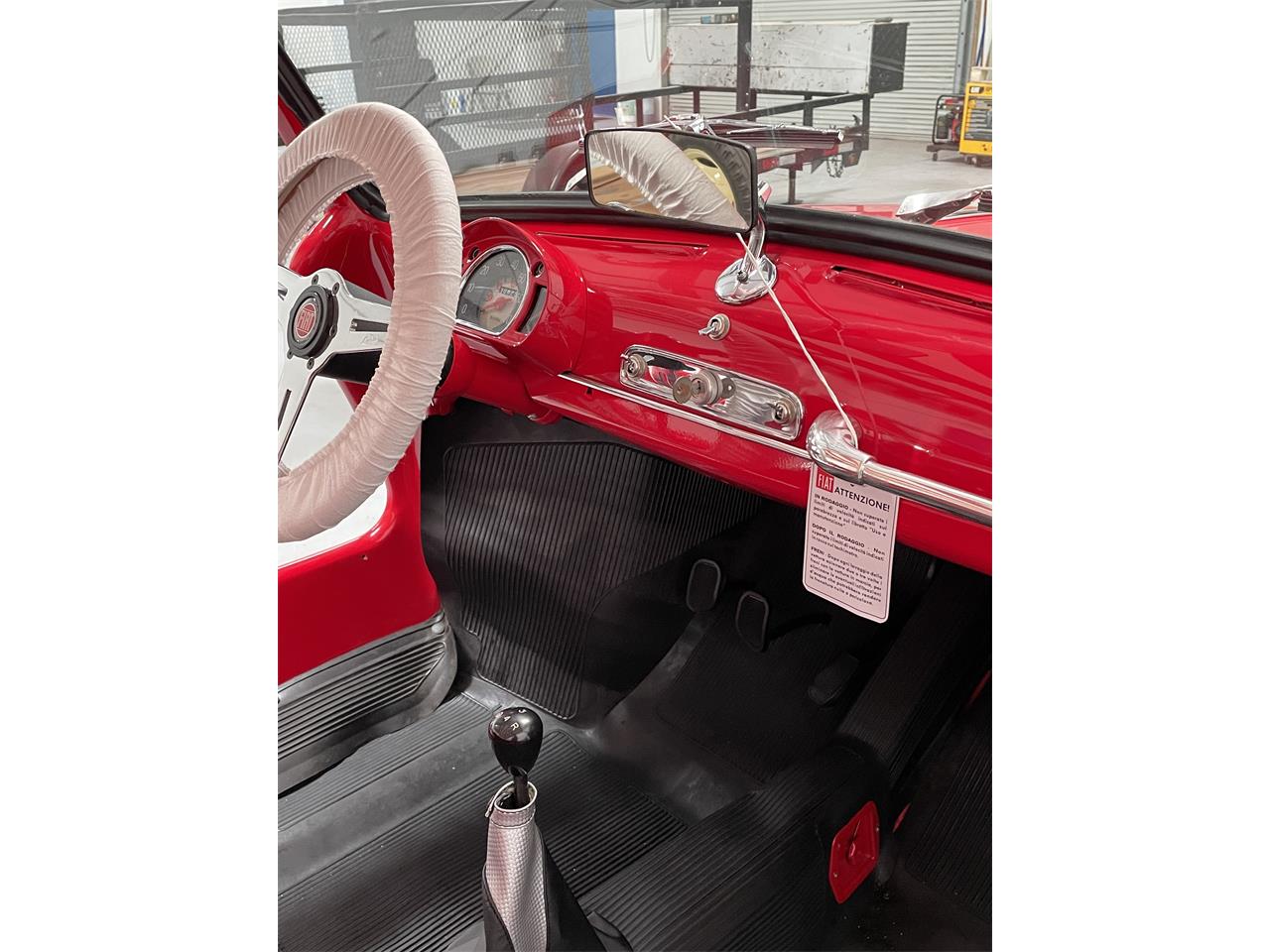 Fiat-600-1962-Red-Tan-10