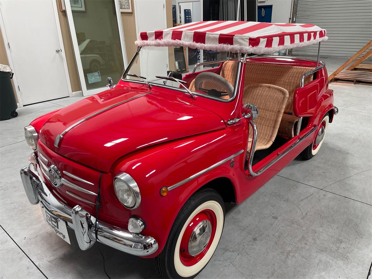 Fiat-600-1962-Red-Tan-19