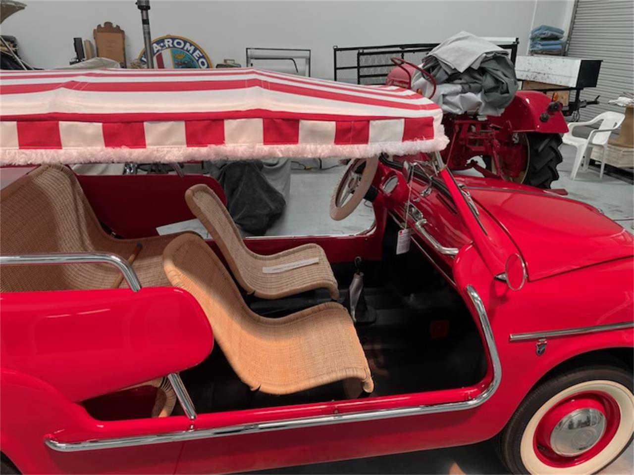 Fiat-600-1962-Red-Tan-21