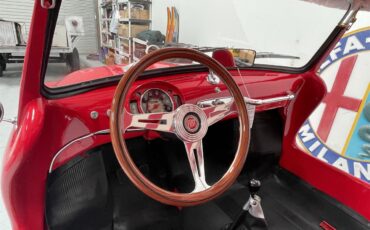 Fiat-600-1962-Red-Tan-8