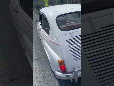 Fiat-600-1966-White-with-red-strip-Red-and-white-1