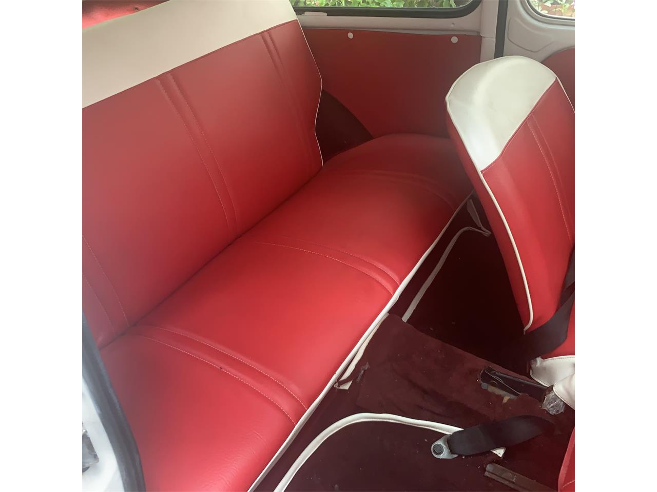 Fiat-600-1966-White-with-red-strip-Red-and-white-19
