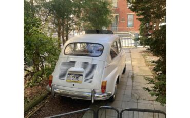 Fiat-600-1966-White-with-red-strip-Red-and-white-2