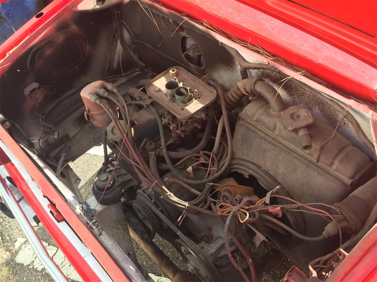 Fiat-850-1967-Ferrari-red-black-3