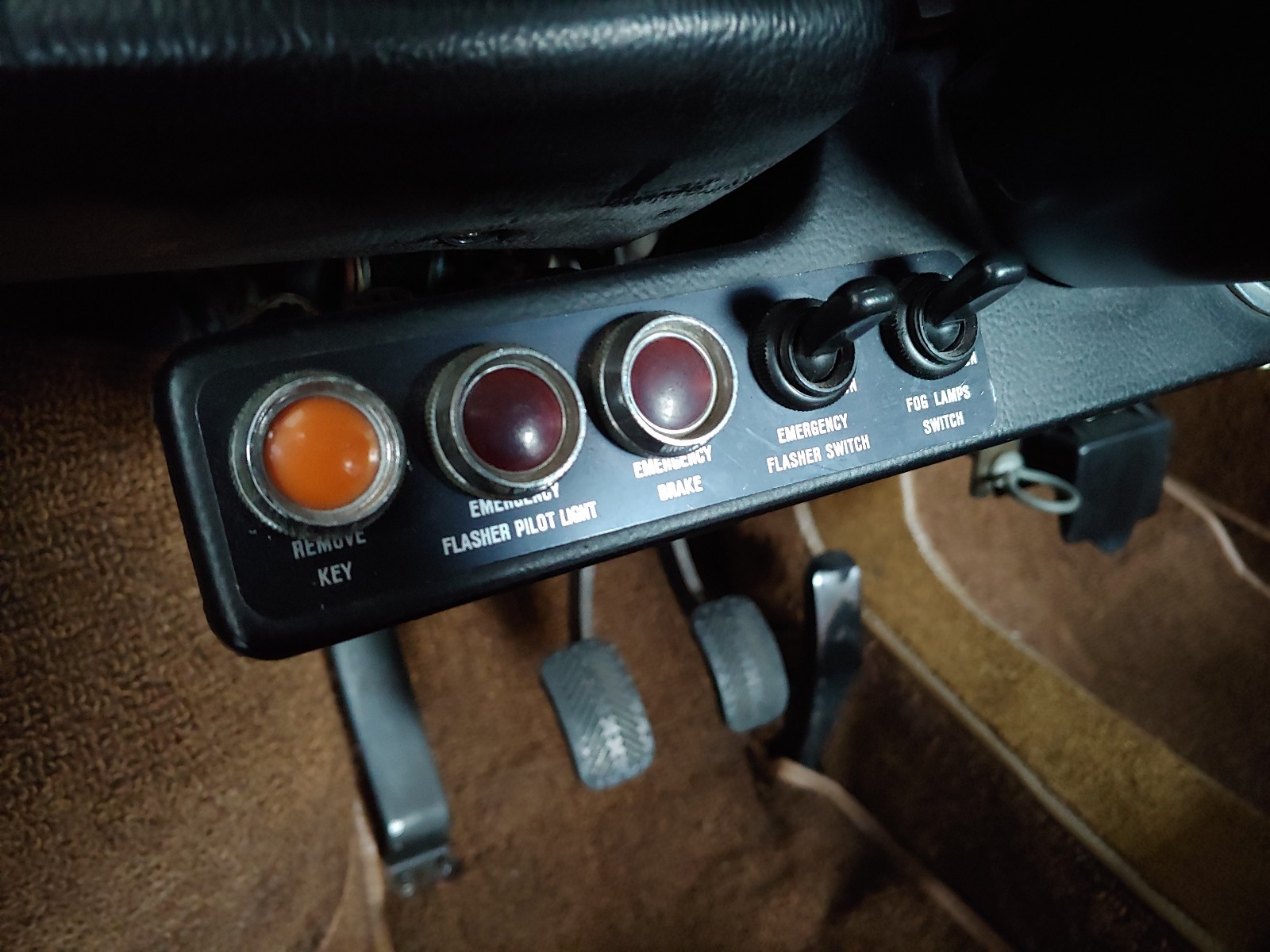 Fiat-850-Sport-Coupe-1971-Coupe-18