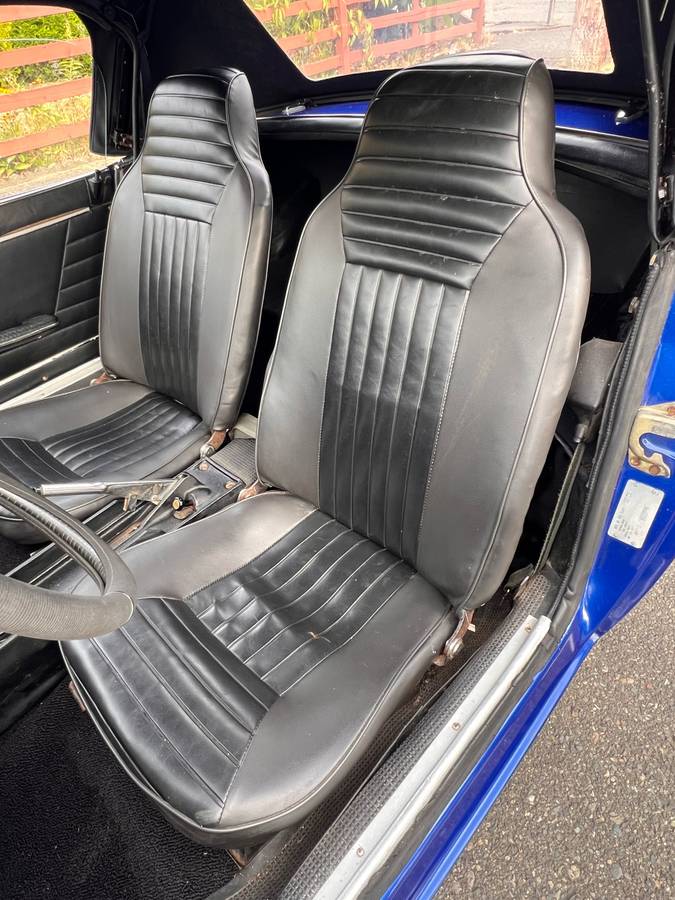 Fiat-850-spider-1972-blue-12