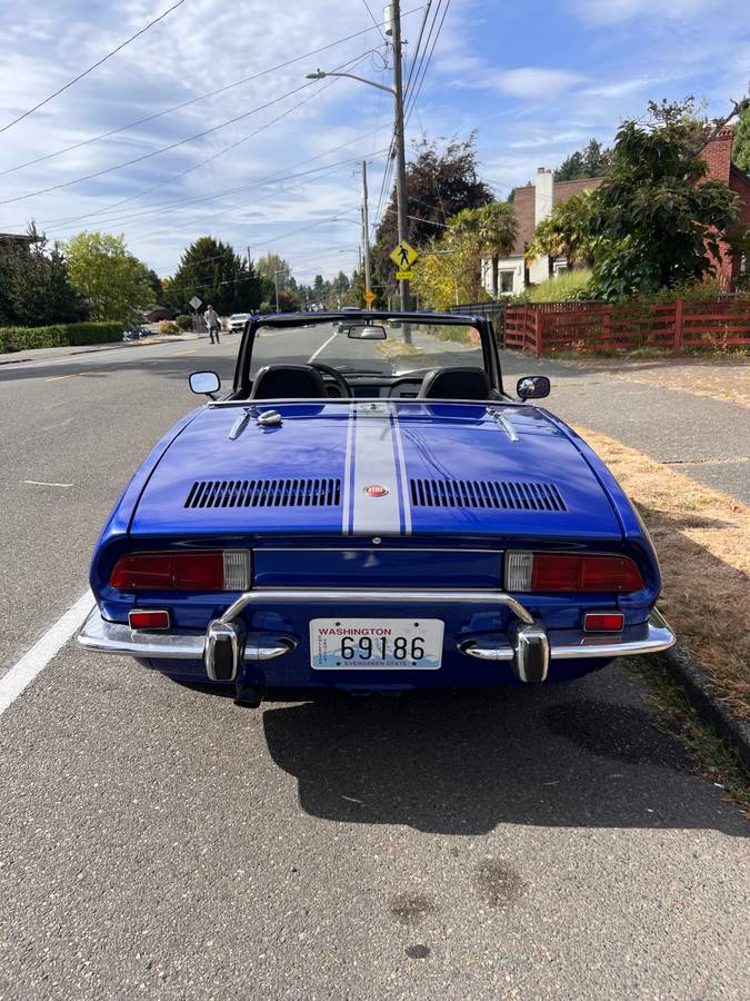 Fiat-850-spider-1972-blue-3