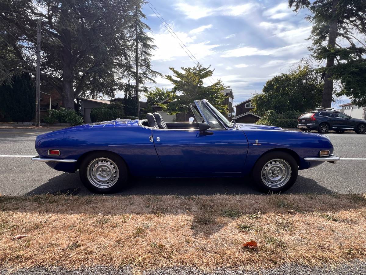 Fiat-850-spider-1972-blue-5