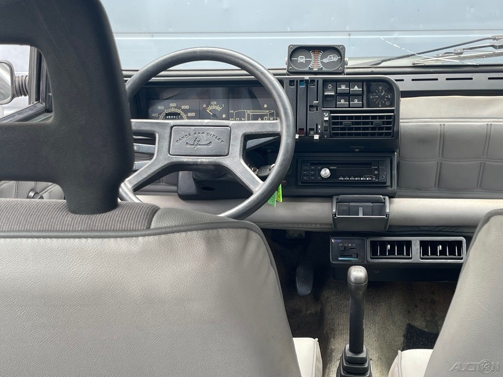 Fiat-Panda-1991-Coupe-21