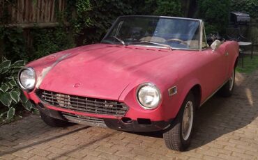 Fiat-spider-1978-red