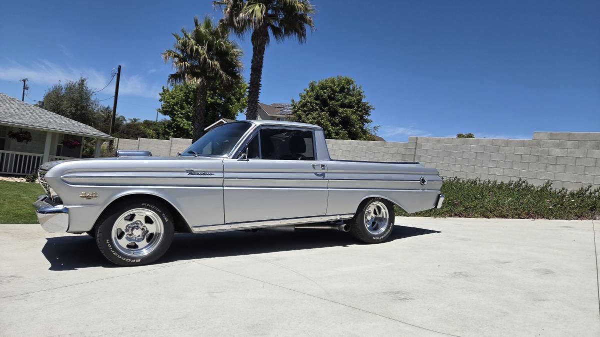 Fird-ranchero-1965-silver